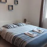 **** Sea 1 A 8 Personnes 80m2 A 120m De La **** Ajaccio (Corsica)