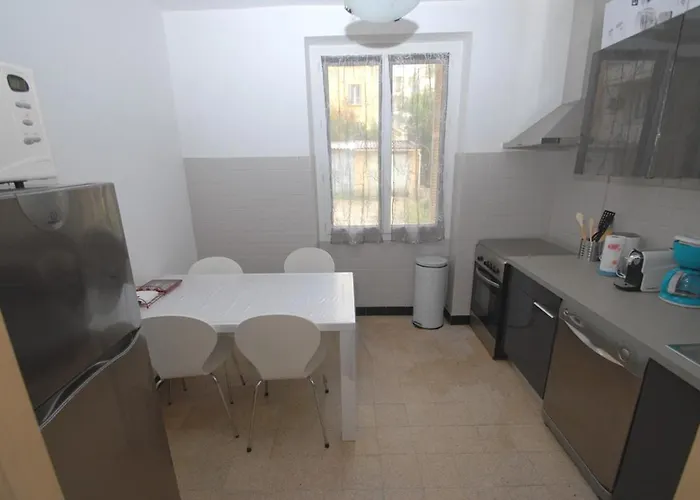 Apartmán **** Sea 1 A 8 Personnes 80m2 A 120m De La **** Ajaccio (Corsica)