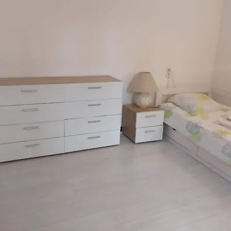 **** Sea 1 A 8 Personnes 80m2 A 120m De La **** Ajaccio (Corsica)