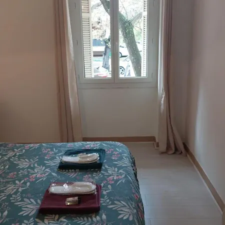 Apartamento **** Sea 1 A 8 Personnes 80m2 A 120m De La **** *