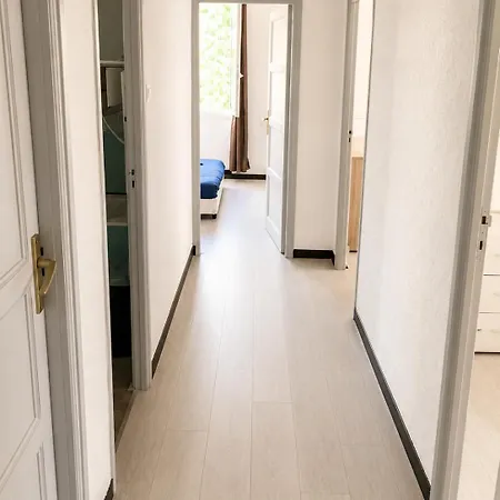Apartment **** Sea 1 A 8 Personnes 80m2 A 120m De La **** Ajaccio (Corsica)