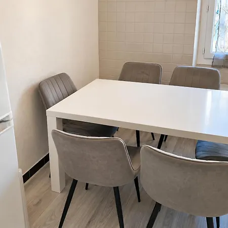**** Sea 1 A 8 Personnes 80m2 A 120m De La **** Ajaccio (Corsica)