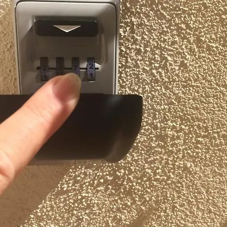 Apartamento **** Sea 1 A 8 Personnes 80m2 A 120m De La **** Ajaccio (Corsica)