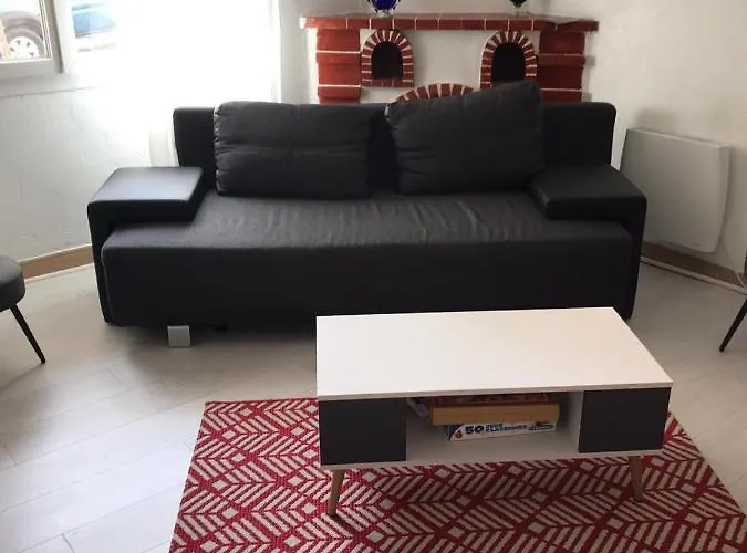 **** Sea 1 A 8 Personnes 80m2 A 120m De La **** *