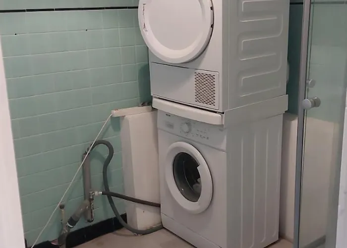 **** Sea 1 A 8 Personnes 80m2 A 120m De La **** דירה *