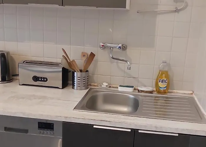 **** Sea 1 A 8 Personnes 80m2 A 120m De La **** Апартаменты