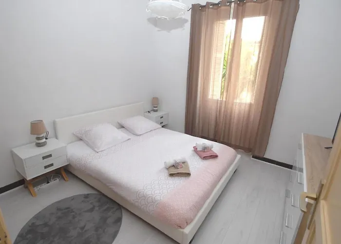 Апартаменты **** Sea 1 A 8 Personnes 80m2 A 120m De La ****