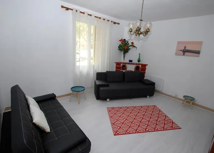 **** Sea 1 A 8 Personnes 80m2 A 120m De La **** דירה אז'אקסיו